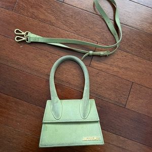 JACQUEMUS medium chiquito